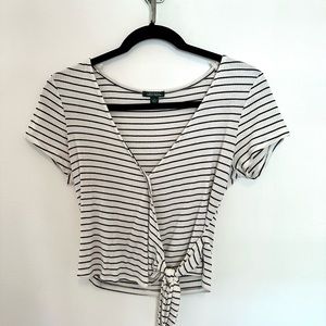 Wild fable tie front crop T-shirt